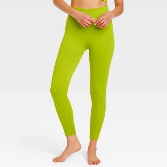 🏷️NWT JoyLab Seamless High Rise Cable Knit 7/8 Leggings In Lime Green - Size XS - Picture 3 of 10